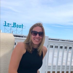 Meet your Posher, Nicole